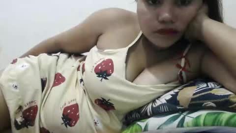 heavenlyeyes69 online show from 02.16.26