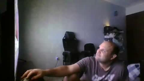 Heavy Rebell online show from 02.14.25