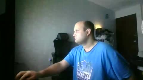 Heavy Rebell online show from 02.16.25