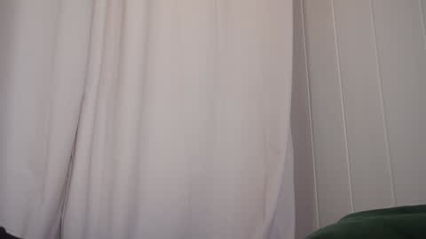 Snapshot of hecate333 chatting on 01.18.25 hecate333 online show from 01.18.25