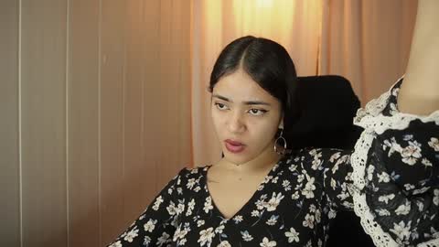 Snapshot of hecate333 chatting on 02.08.25 hecate333 online show from 02.08.25