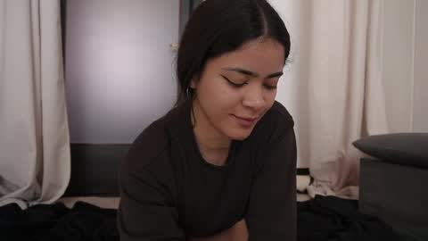 Snapshot of hecate333 chatting on 02.13.25 hecate333 online show from 02.13.25