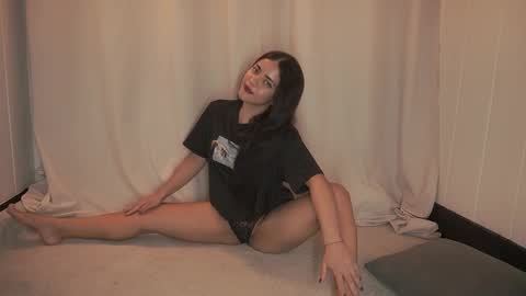 Snapshot of hecate333 chatting on 10.11.25 hecate333 online show from 10.11.25