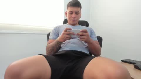  18 online show from 02.12.26