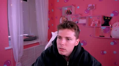 Hector online show from 10.19.25