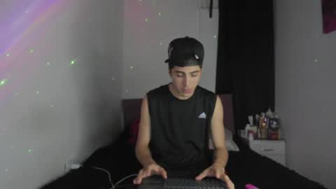heellboy_ online show from 04.30.26
