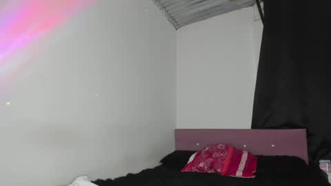 heellboy_ online show from 05.05.26