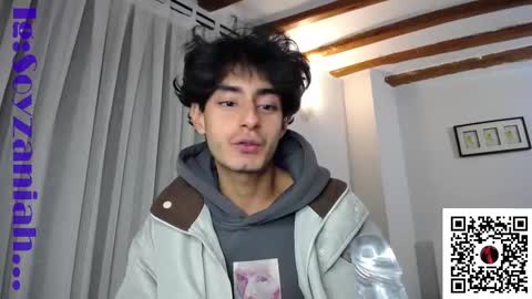 Snapshot of hefestion_ chatting on 11.21.25 hefestion_ online show from 11.21.25