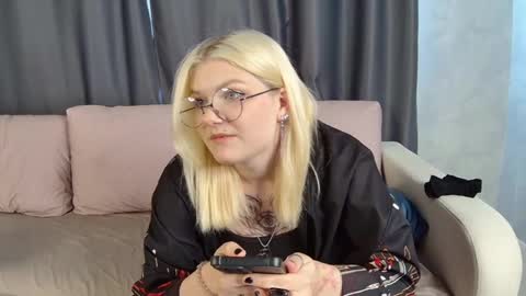 Emma online show from 05.22.26