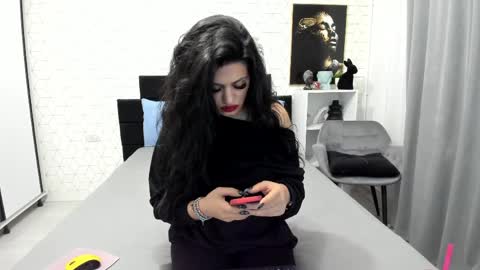 Snapshot of heidixcutie chatting on 04.01.26 Heidi online show from 04.01.26