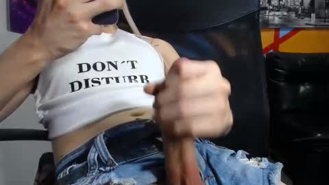 Snapshot of heidy_sumers chatting on 12.03.24 Heidy Sumers online show from 12.03.24