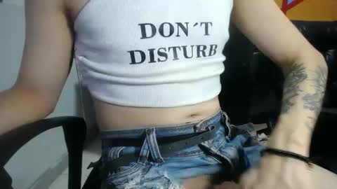 Snapshot of heidy_sumers chatting on 02.11.25 Heidy Sumers online show from 02.11.25