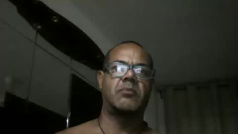 Snapshot of heistt chatting on 09.22.25 Heist Stein online show from 09.22.25