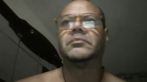 Snapshot of heistt chatting on 09.30.25 Heist Stein online show from 09.30.25