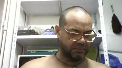 Snapshot of heistt chatting on 10.26.25 Heist Stein online show from 10.26.25