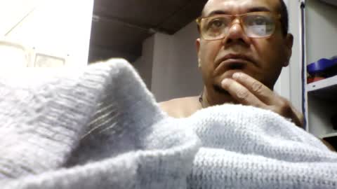Snapshot of heistt chatting on 07.12.26 Heist Stein online show from 07.12.26