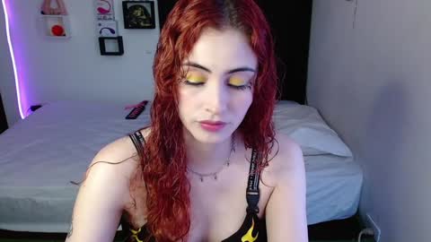 Snapshot of heizer_ chatting on 01.06.25 ETHEREAL HEIZER online show from 01.06.25