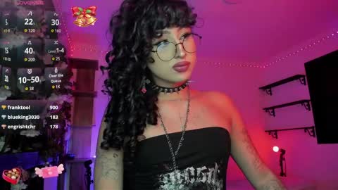 Heka Prudence online show from 04.09.26