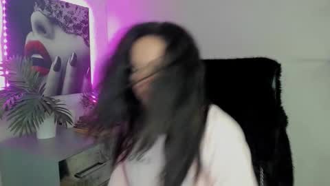 Snapshot of helen_79 chatting on 09.18.25 Helen online show from 09.18.25