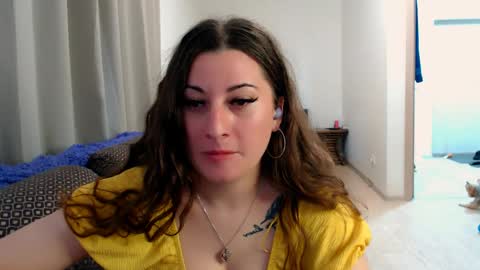 helen_adams_ online show from 05.22.26