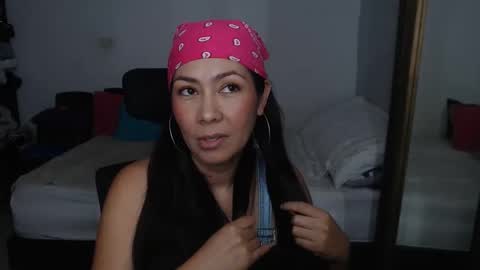 Helen online show from 05.14.26