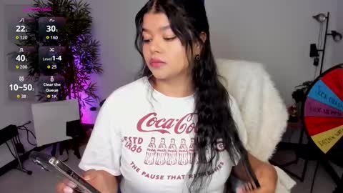 Snapshot of helen_miller chatting on 10.14.25 helen_miller online show from 10.14.25