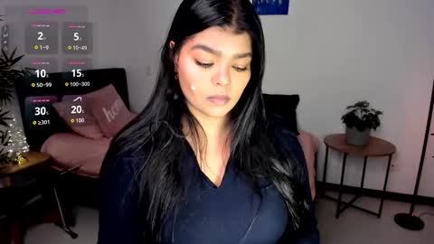 helen_miller online show from 12.23.25