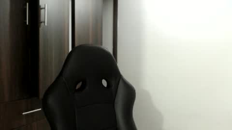 helena online show from 10.17.25