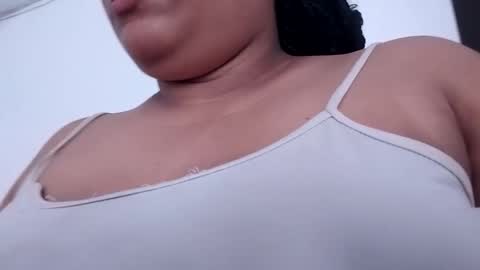 Snapshot of helena_grant chatting on 01.11.26 Helena online show from 01.11.26