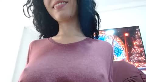 Snapshot of helena_hadler chatting on 12.29.24 -- EE -- online show from 12.29.24