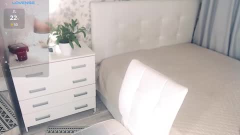 Helena Bonham online show from 02.10.25