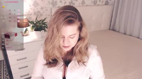 Helena Bonham online show from 09.19.25