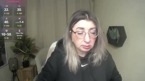 Snapshot of helenenigma chatting on 02.03.26 helenenigma online show from 02.03.26