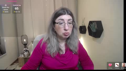 Snapshot of helenenigma chatting on 02.25.26 helenenigma online show from 02.25.26