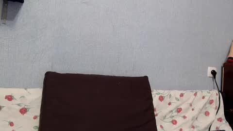 Snapshot of helenred chatting on 01.19.25 HelenRed online show from 01.19.25