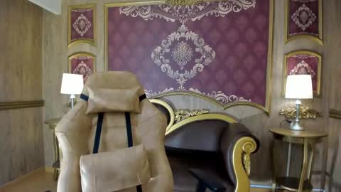 Helen or Hells online show from 09.23.25