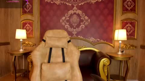 Helen or Hells online show from 09.25.25