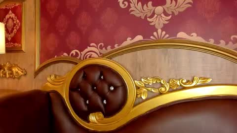 Helen or Hells online show from 12.17.25