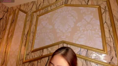 Helen or Hells online show from 03.04.26