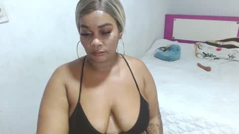 Snapshot of heletra chatting on 03.01.26 heletra online show from 03.01.26