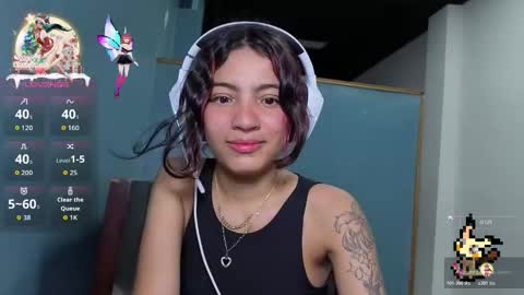 Helia Transfem and Amy online show from 11.14.25