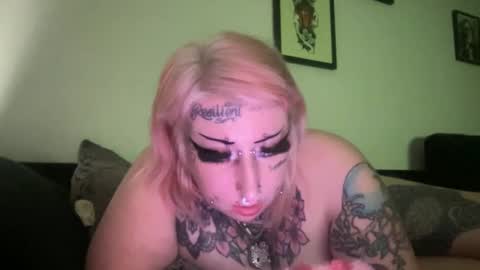 Bunnie Rotz online show from 03.09.25