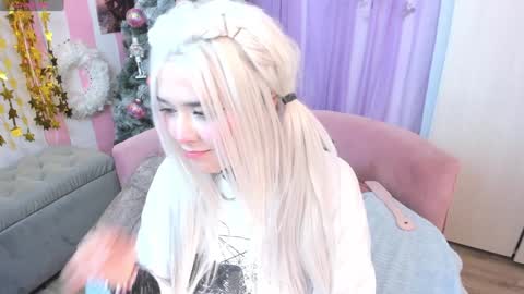 Laura online show from 12.05.24