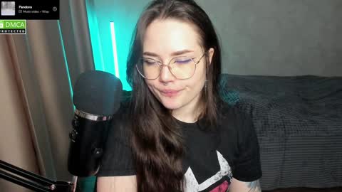 Red online show from 01.24.25