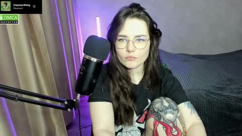 Red online show from 02.10.25