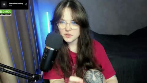 Red online show from 09.25.25