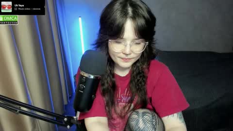 Red online show from 10.27.25