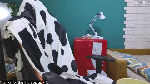 Anastasiia  online show from 10.31.25