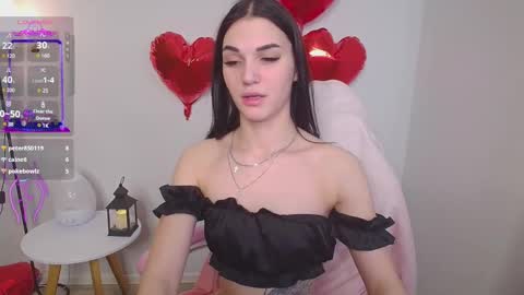 Snapshot of hellen__moore chatting on 03.07.25 GTM3Mon Tue Wed Thu Fri San 0400 am-1030pm online show from 03.07.25