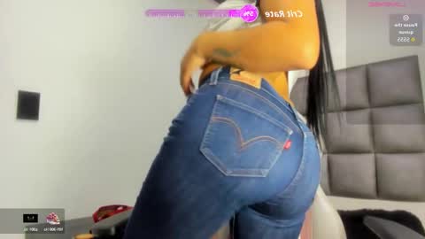 hellen__smith_ online show from 10.14.25